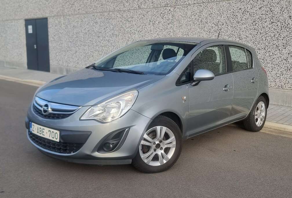 Opel Corsa 1.2i Enjoy Active