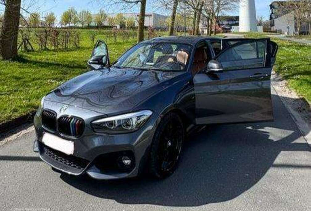 BMW 118i M Pack Shadow line sunroof