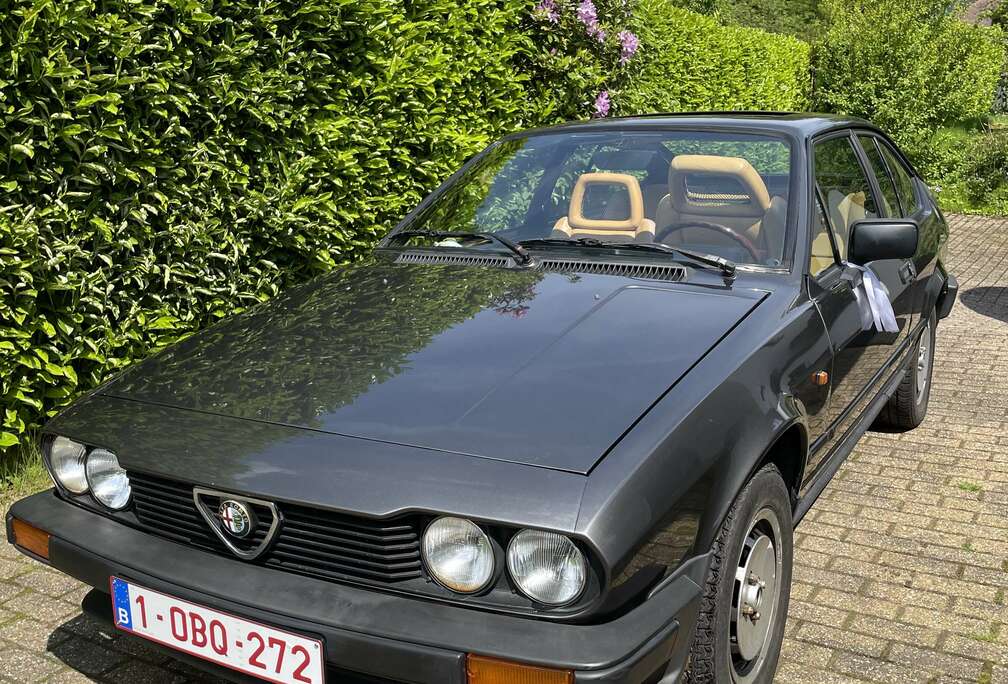 Alfa Romeo GTV