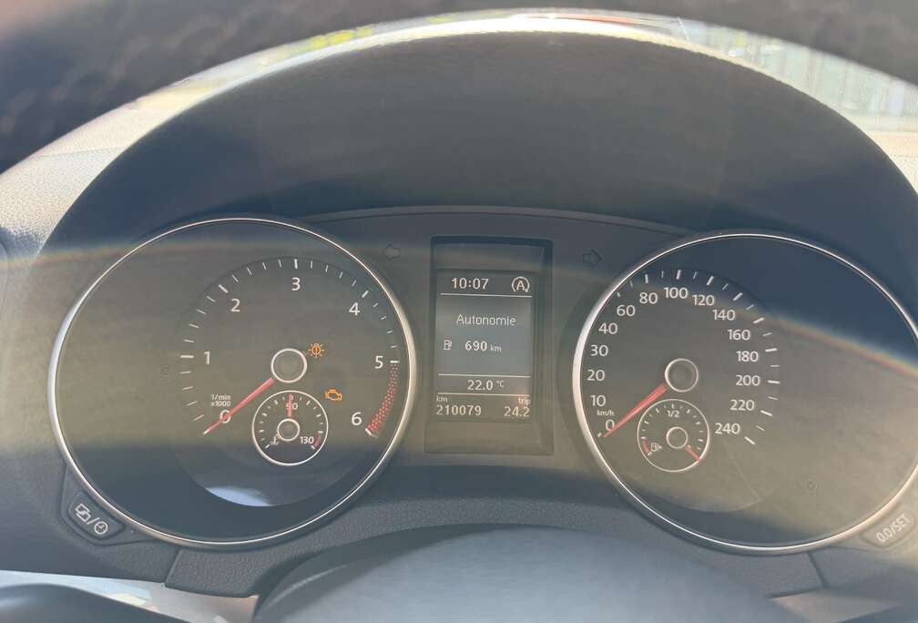 Volkswagen Golf 1.6 CR TDi Trendline DPF