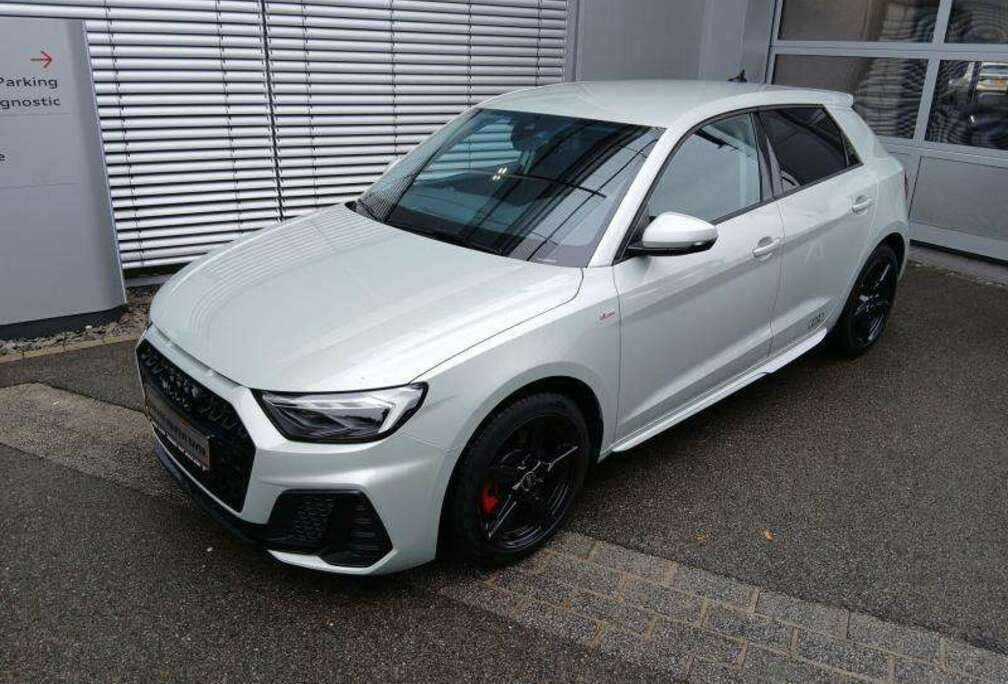 Audi Sportback S-line 40 TFSI s-tronic