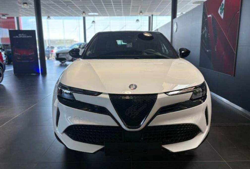 Alfa Romeo ELETTRICA BEV 156CH