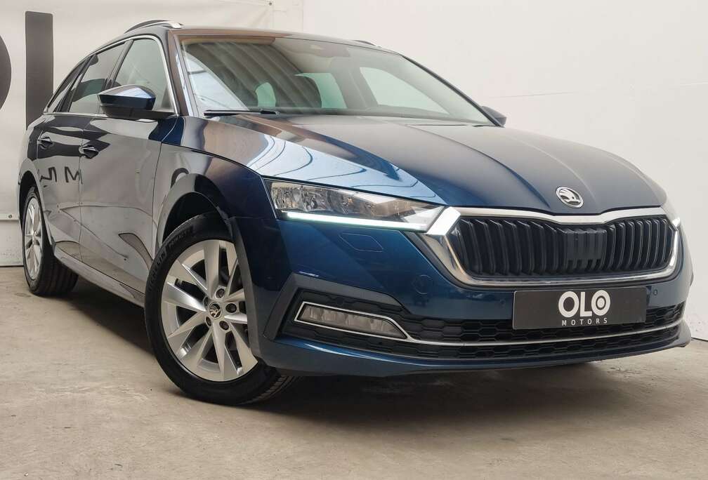 Skoda 2.0 TDi SCR Ambition -ICockpit-NAVI-RADARS-CARPLAY