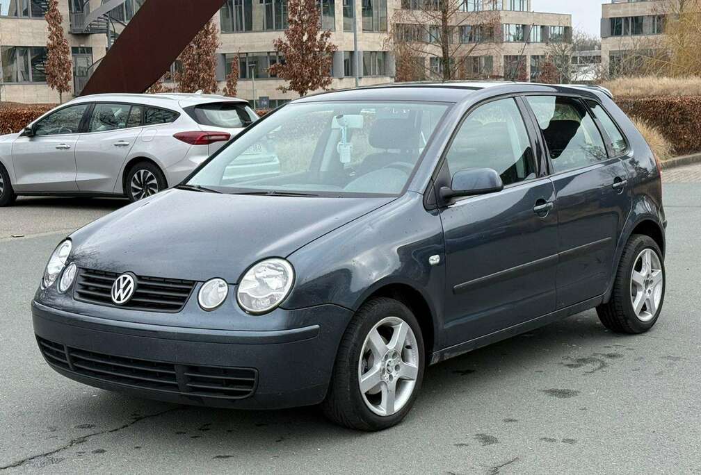 Volkswagen Polo 1.4i 16v- BOITE AUTO - AIRCO
