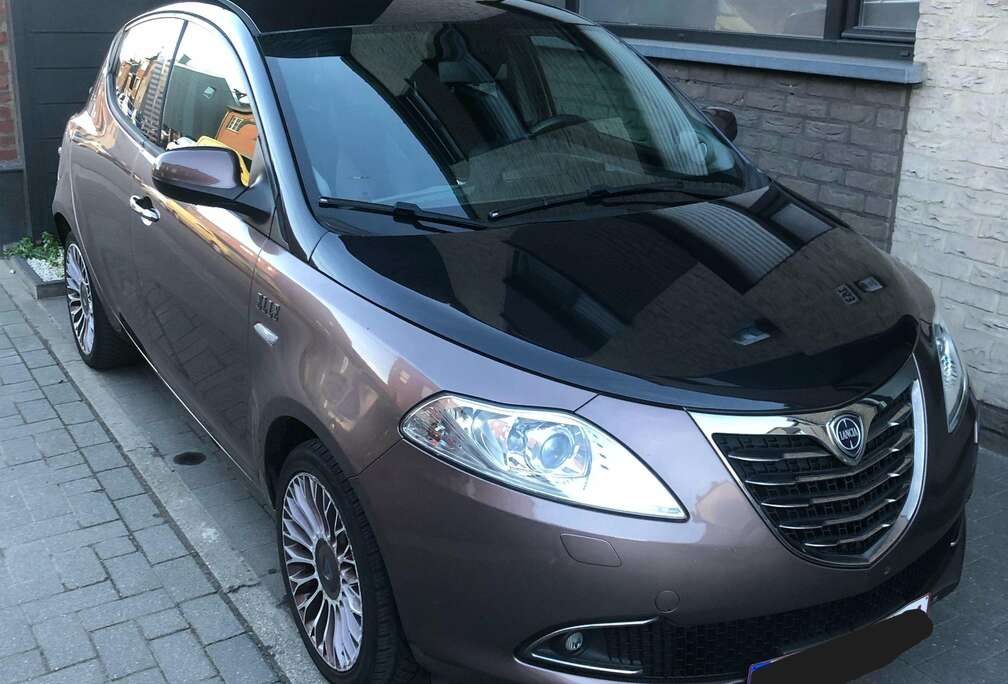 Lancia Ypsilon 1.2i Fire Evo II Platinium