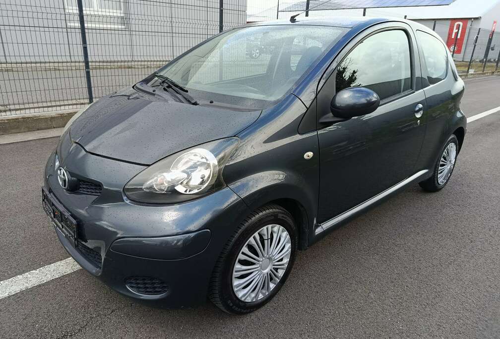 Toyota 1.0i VVT-i Airco