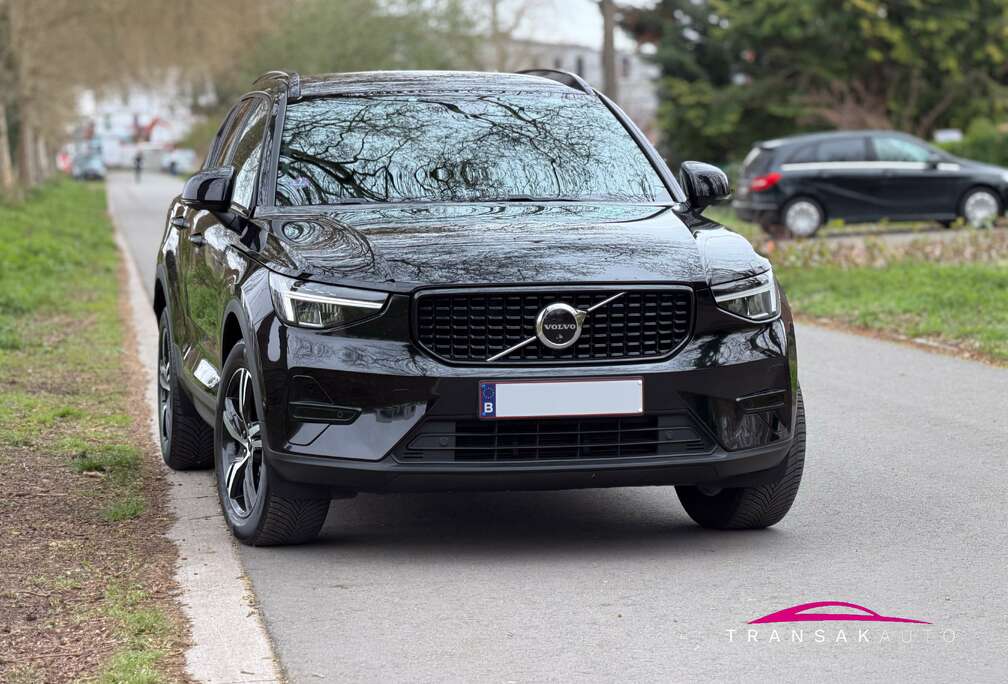 Volvo 2.0 B3 MHEV Plus Dark Design DCT + Garantie