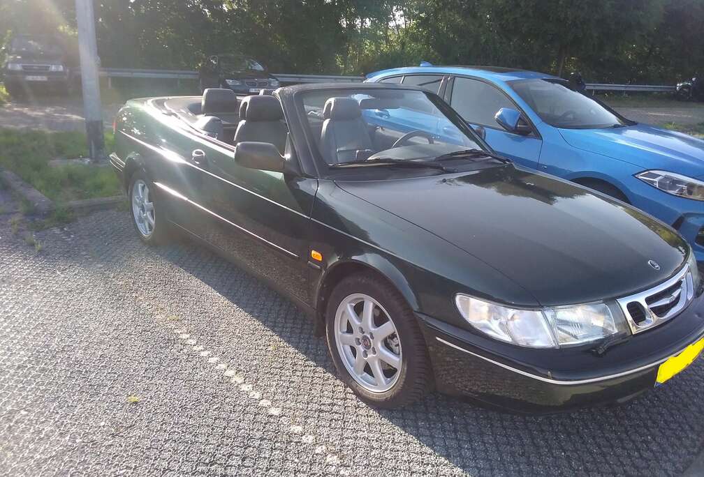 Saab 2.0i S