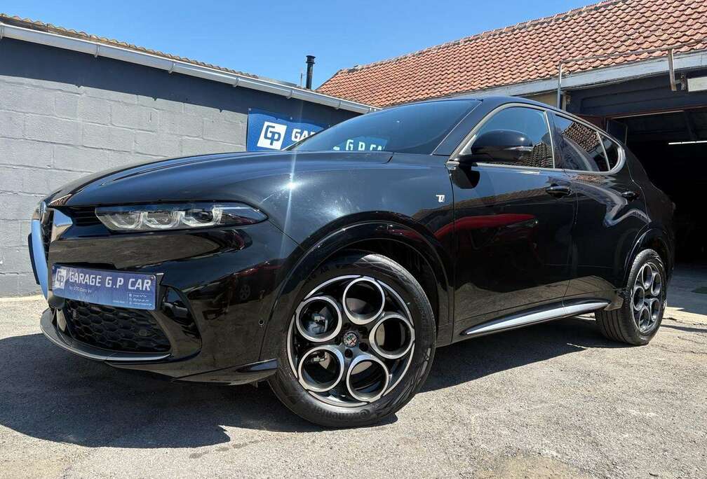 Alfa Romeo 1.6 DDCT Tributo Italiano  CAMERA 360  FULL LED