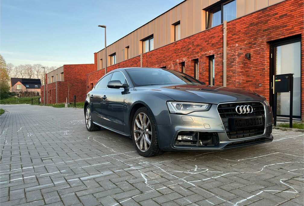 Audi Sportback 3.0 TDi V6 S line DPF Multitronic