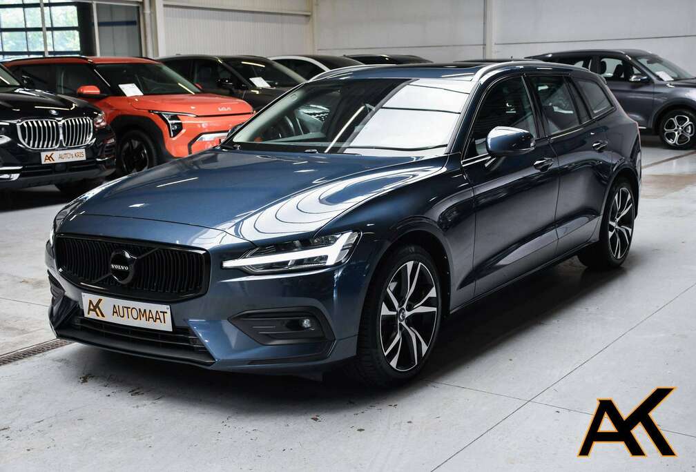 Volvo V60 2.0 D3 Momentum Pro Geartronic - TREKHAAK / NAVIGATIE / OPEN PANO-PANO / CAMERA / PDC