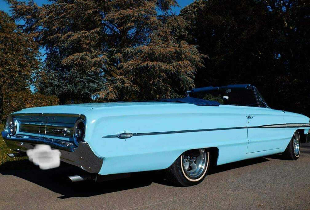 Ford Galaxie 500 XL Convertible