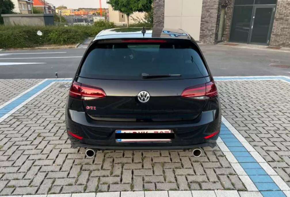 Volkswagen 2.0 TSI Performance DSG