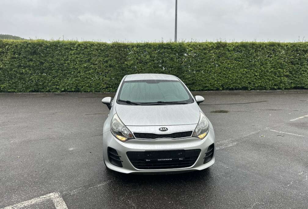 Kia 1.2  airco  dealer onderhouden  garantie 1j