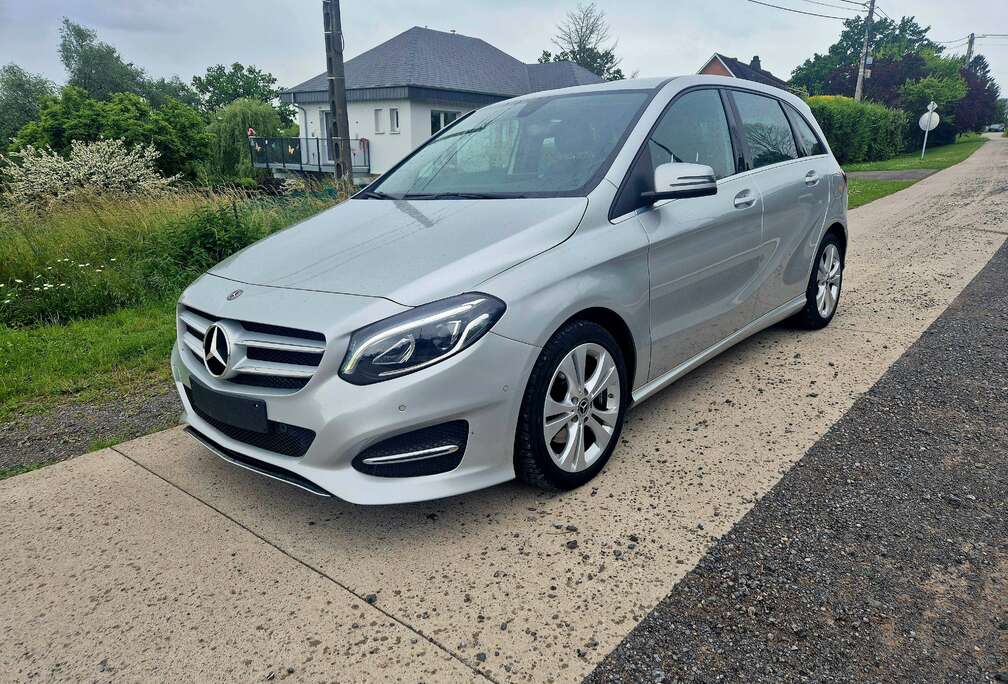 Mercedes-Benz 1.6i \