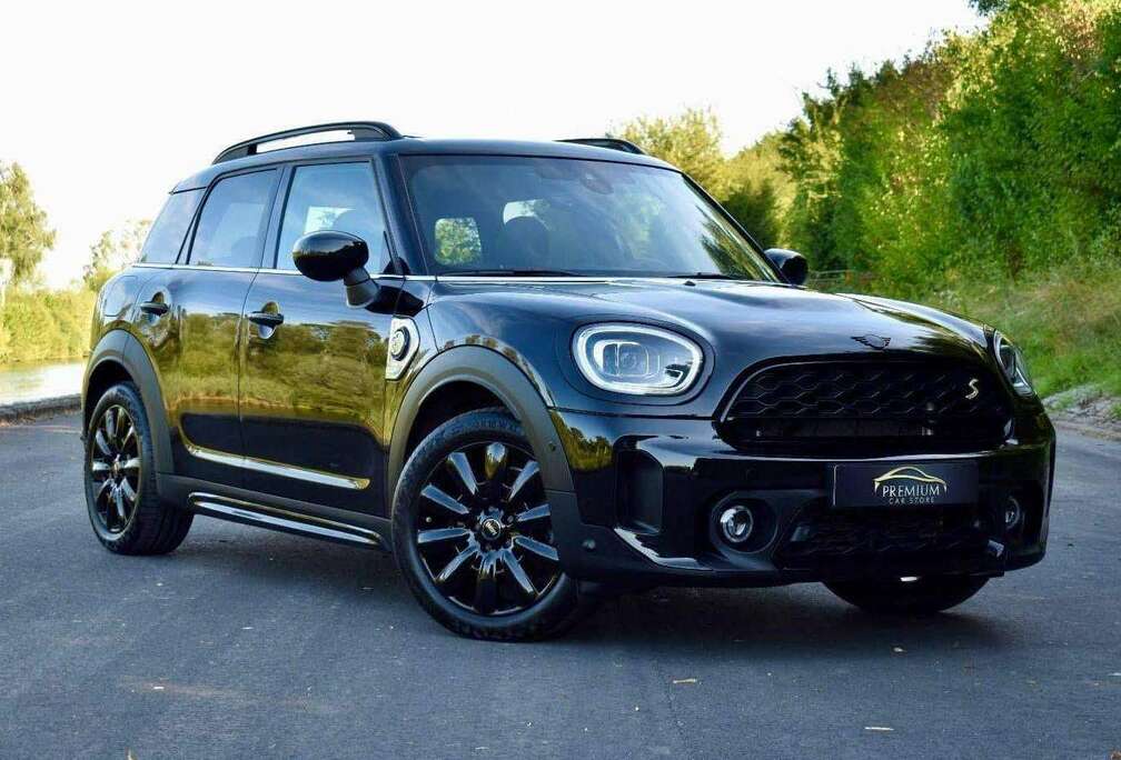 MINI ALL4 BLACKPACKPANOLEDERCAMERACARPLAY