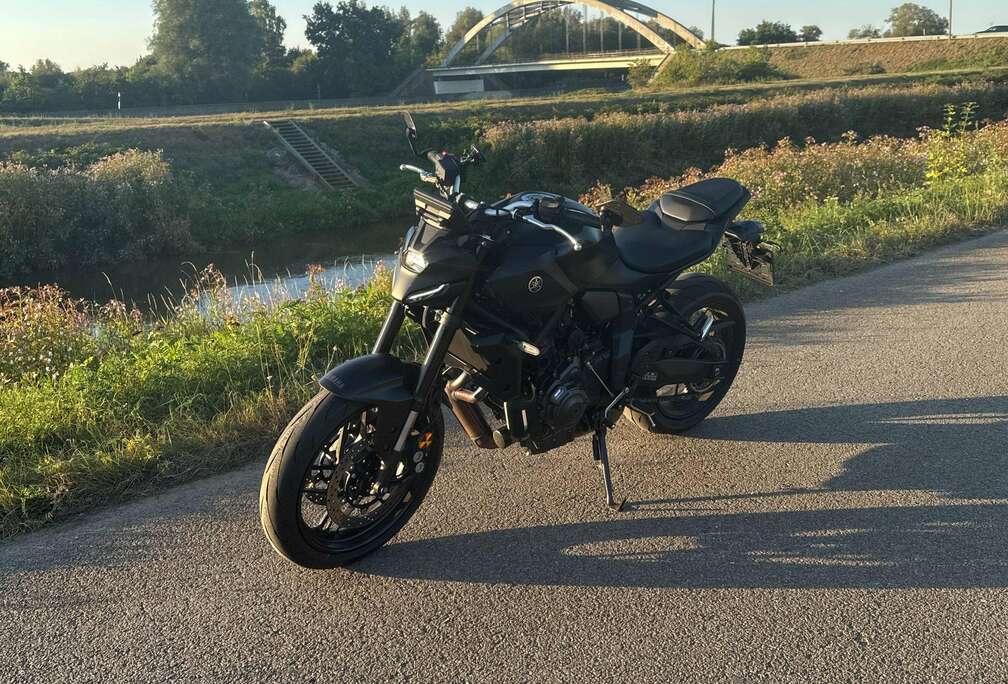 Pure Black
