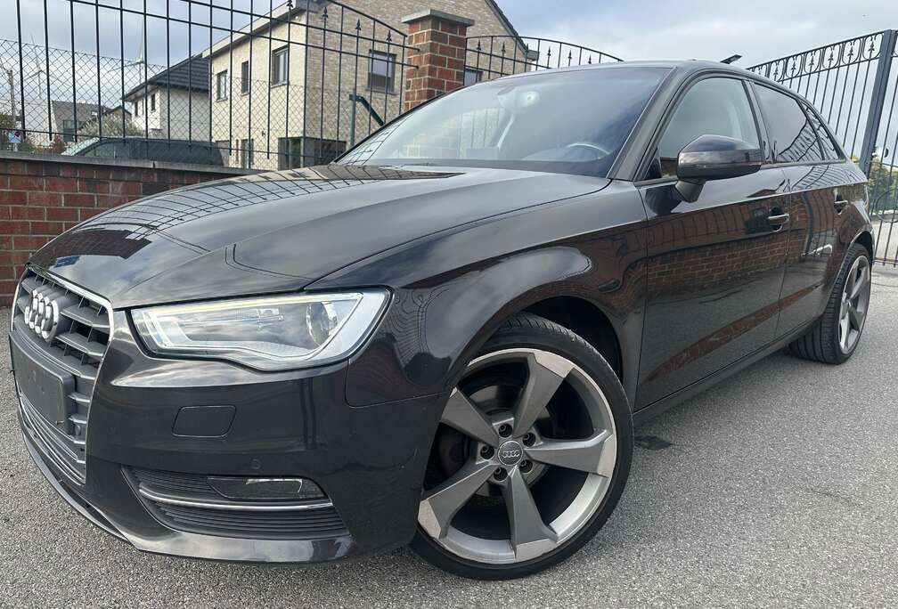 Audi Sportback 1.6 TDi Attraction S tronic