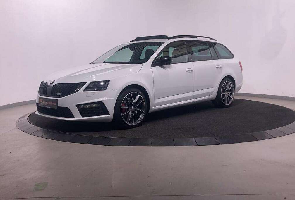 Skoda RS / Panodak/Trekhaak/Automaat