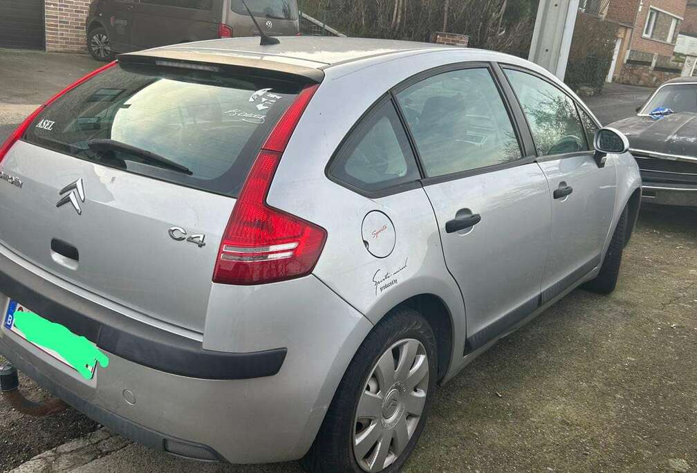 Citroen C4 1.4i Tonic