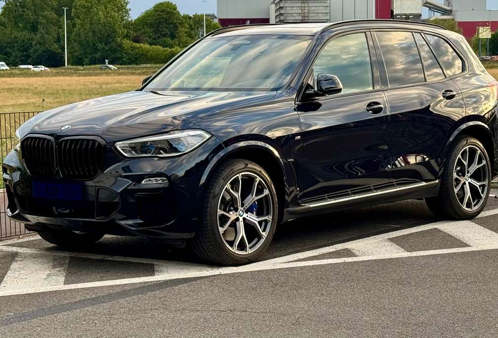 BMW X5 xDrive40d laser softclose H&K pano trekhaak