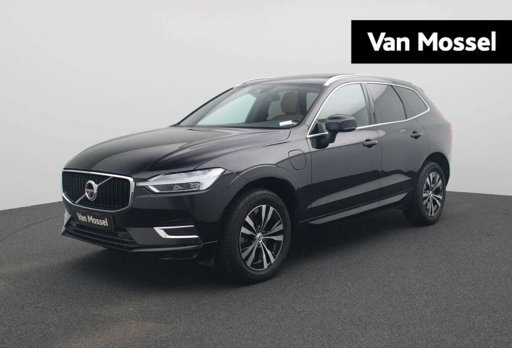 Volvo 2.0 T8 Twin Engine AWD Momentum  Leder  Navi  S