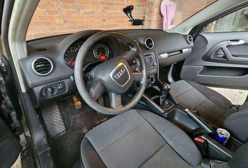 Audi 1.6 FSI Ambiente