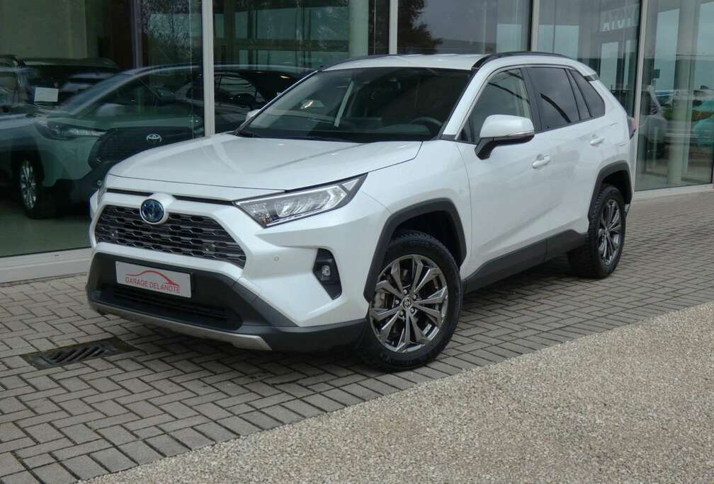 Toyota HYBRID Dynamic Business +Parkeersensoren +Camera +Reservewiel +GPS