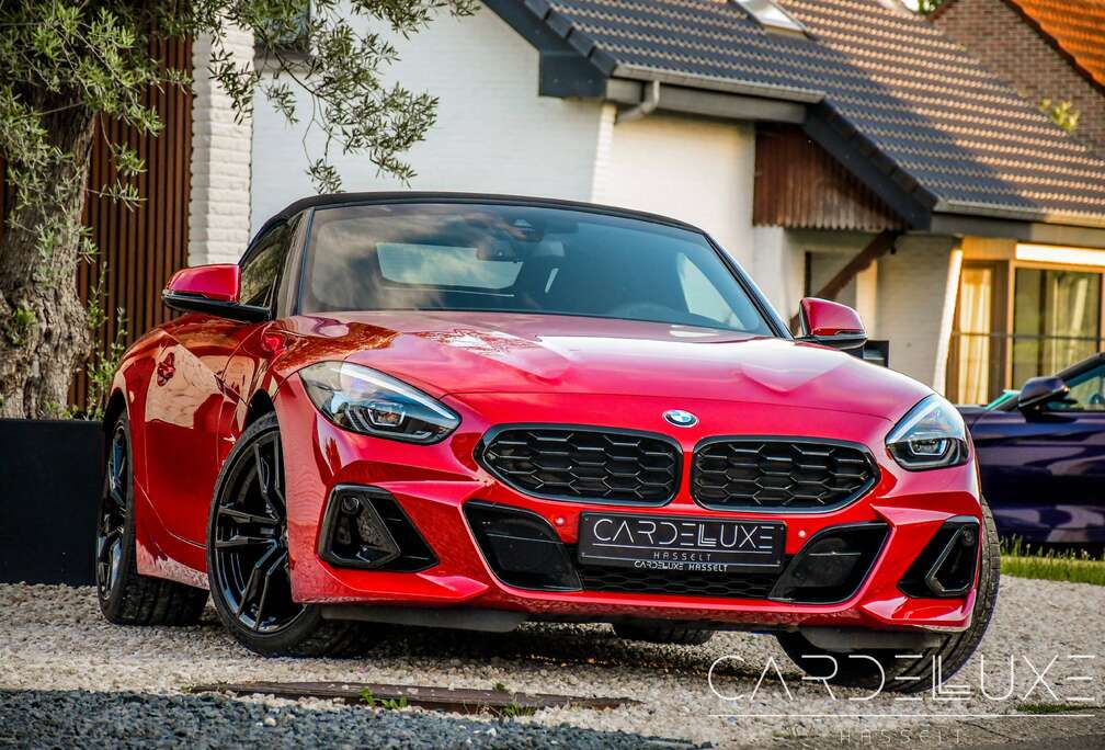 BMW 2.0i SANFRANCISCO RED + BLACK   M PACK