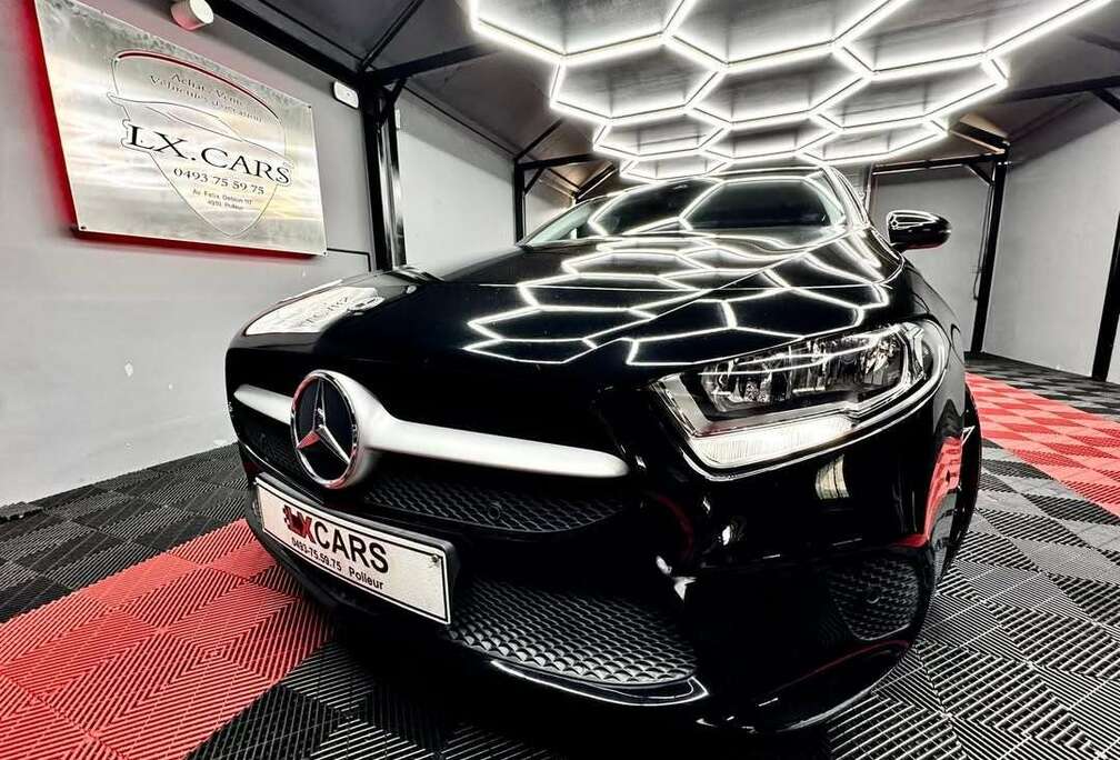 Mercedes-Benz MERCEDES A180*CAR-PLAY* FULL BLACK