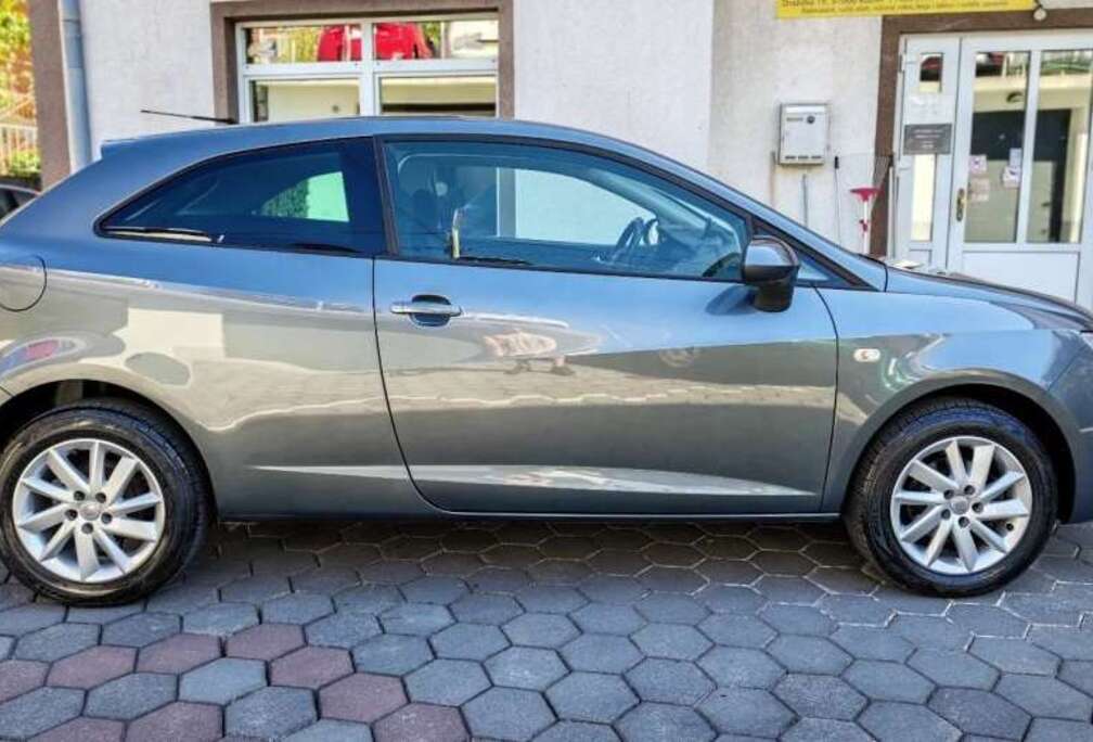 SEAT Ibiza 1.2i 12v Reference