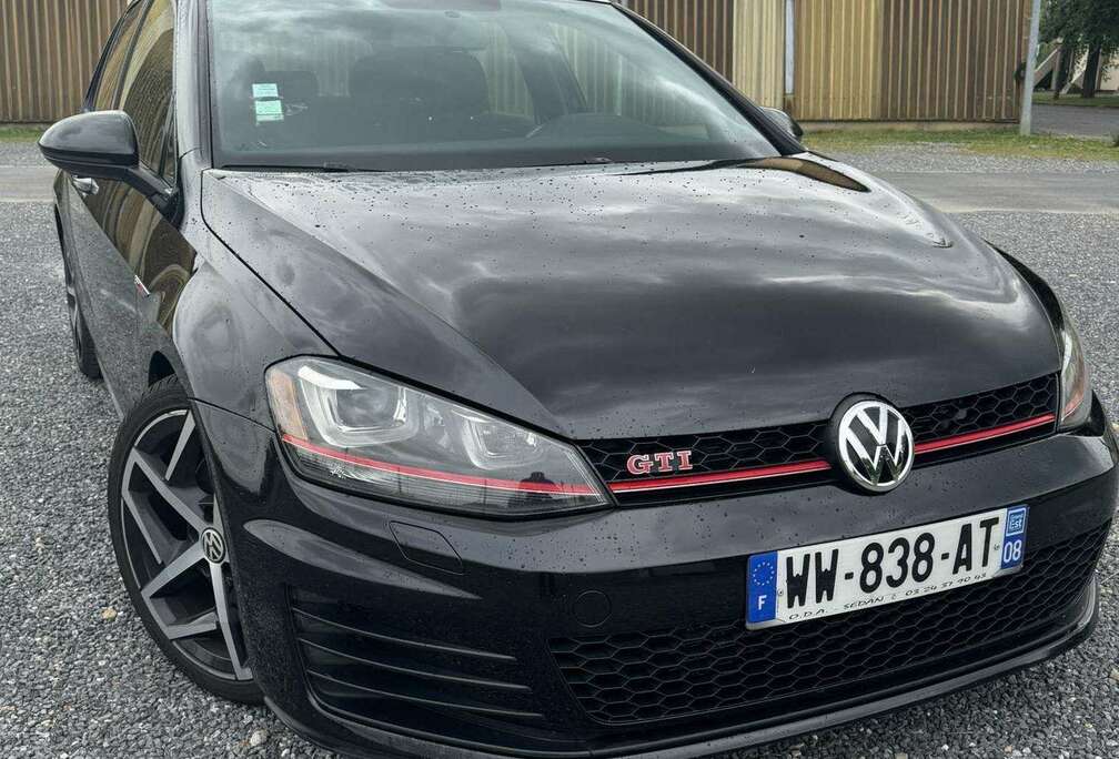 Volkswagen 2L TFSI