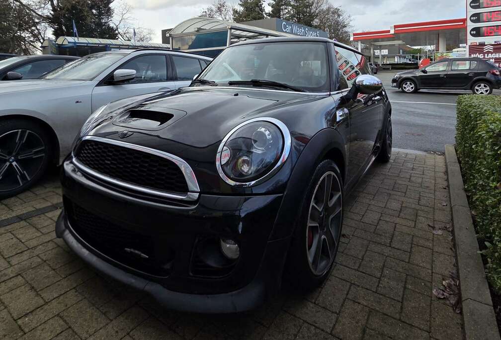 MINI Mini 1.6i JCW