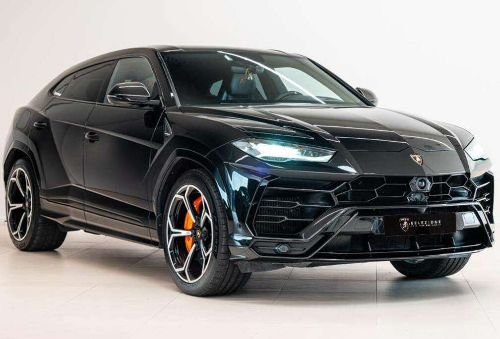 Lamborghini Urus 4.0 BiTurbo V8