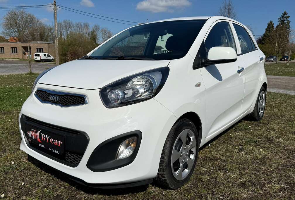 Kia 1.0i