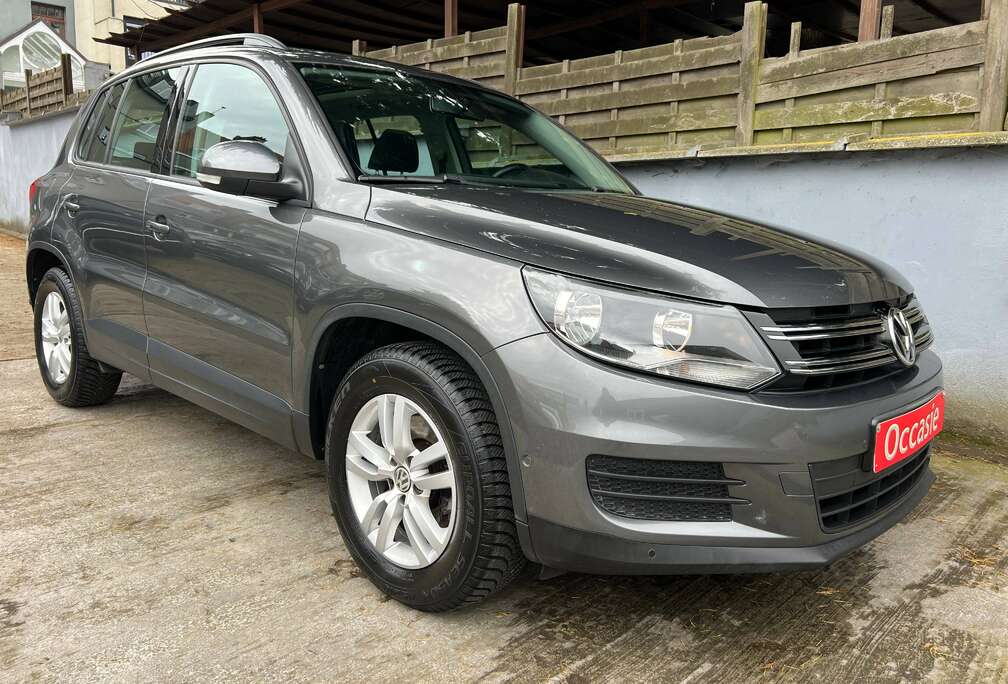Volkswagen Tiguan 1.4 TSI 125cv 6vit Trend (navig toit panoramique clim ect)