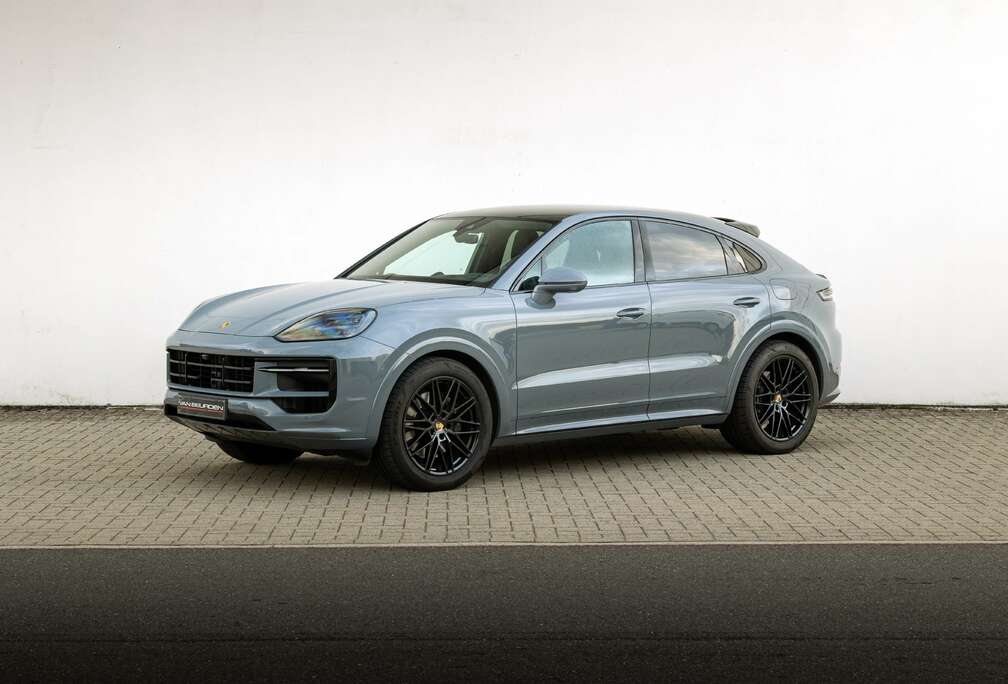 Porsche Cayenne E-Hybrid 3.0 Turbo V6 (346 kW)