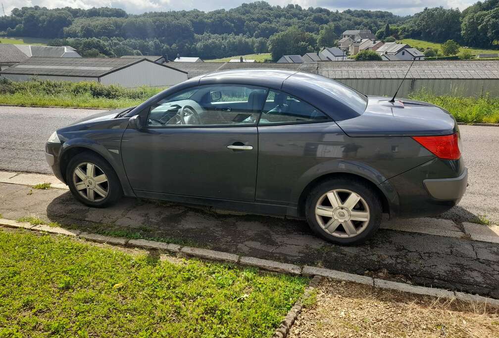 Renault Mégane CC 1.6i 16v Dynamique Confort