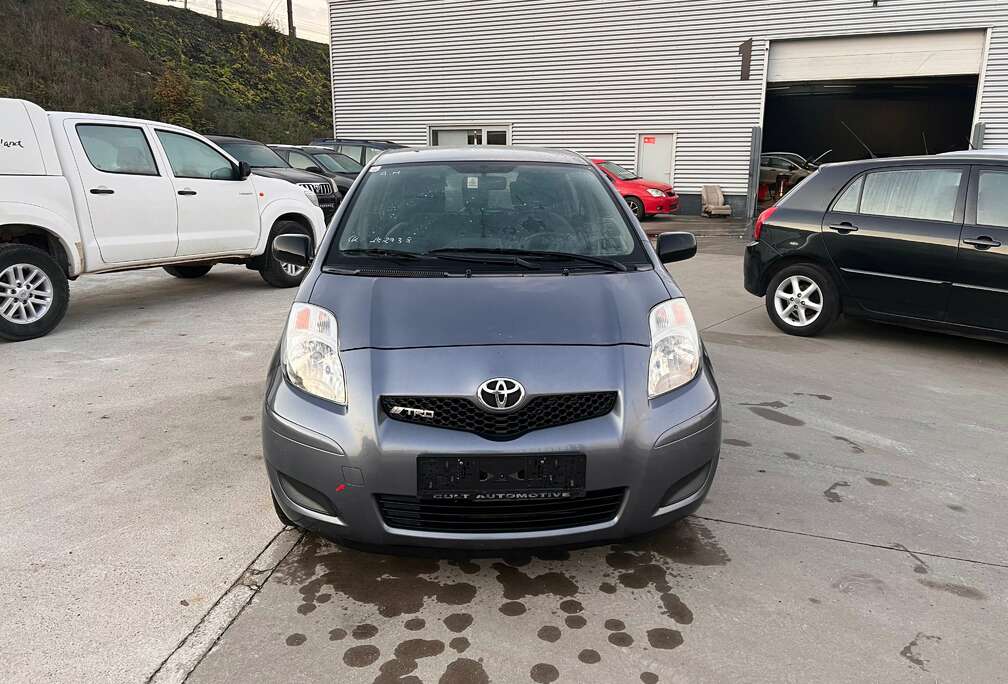 Toyota Yaris 1.0i VVT-i Chill Out II