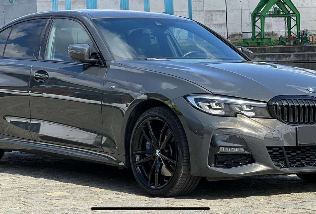 BMW BMW 330E G20