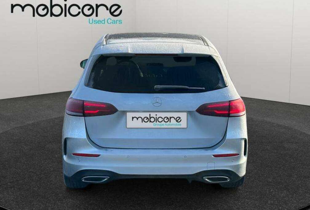 Mercedes-Benz AMG LINE Premium / Essence