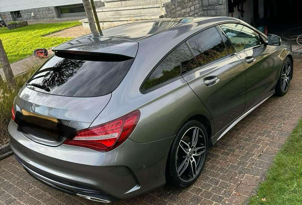 Mercedes-Benz Mercedes-Benz CLA 180 Shooting Brake.