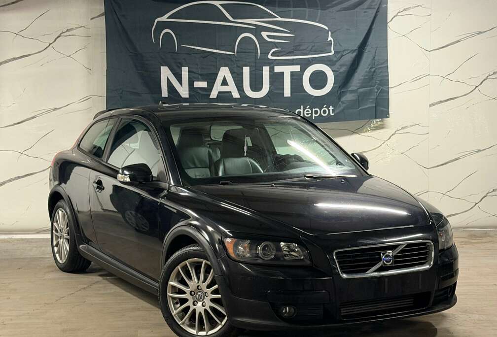 Volvo BOTE AUTOMATIQUE  BLACK ÉDITION  GARANTI