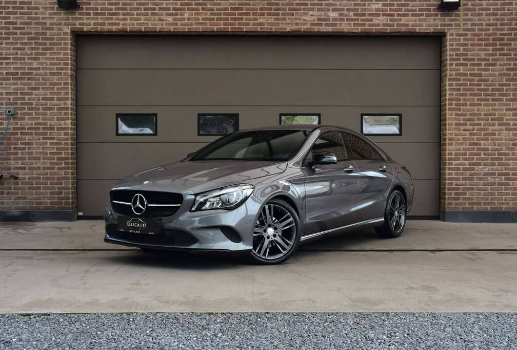 Mercedes-Benz D / BERLINE / URBAN / GPS / LED / CRUISE CONTROL / PARKEERSENSOREN VOOR + ACHTER