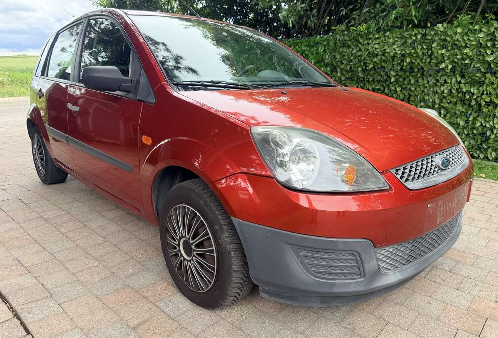 Ford 1.4 Benzine Automaat Blanco Gekeurd VVK