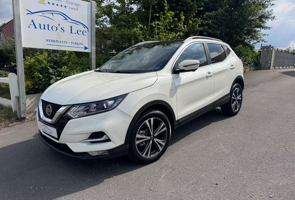 Nissan Qashqai 1.3 DIG-T Acenta/camera/keyless/carplay/panodak/automaat/zetelverwarming,…
