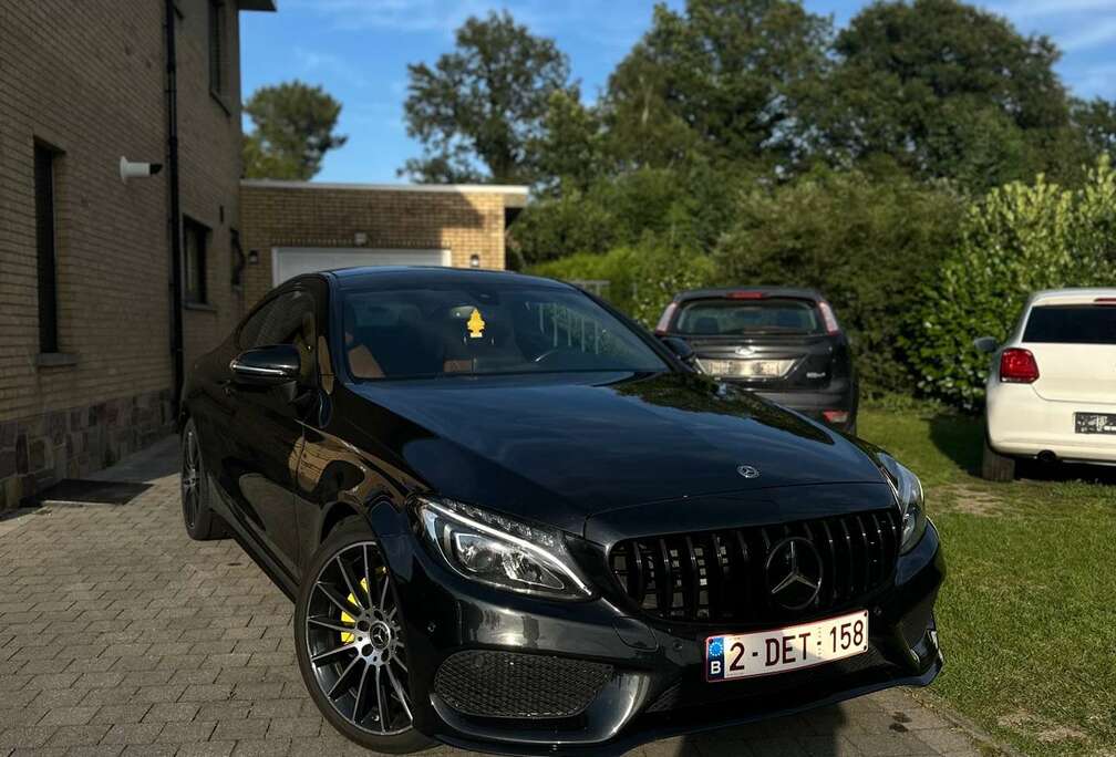 Mercedes-Benz d Coupe 9G-TRONIC AMG Line