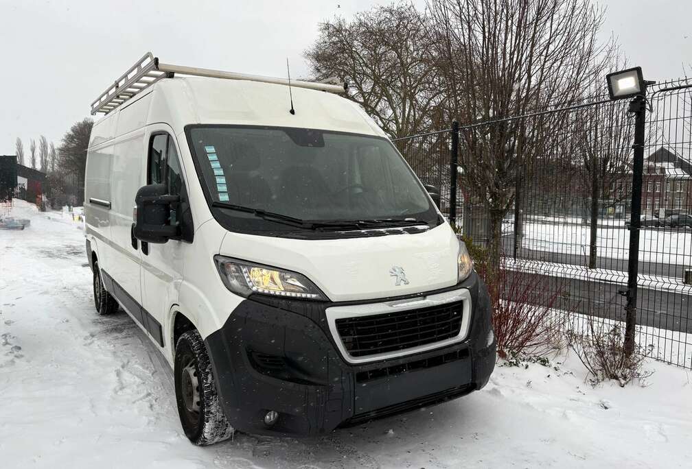 Peugeot 2.0 BlueHDi L2H2 Premium S/S