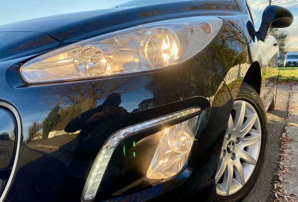 Peugeot CC Cabrio Top et Entretenue: avec description précise