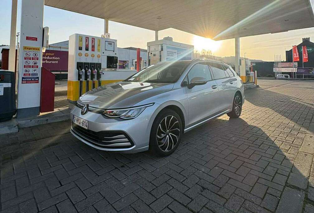 Volkswagen Golf SW 2.0 SCR TDi Life DSG